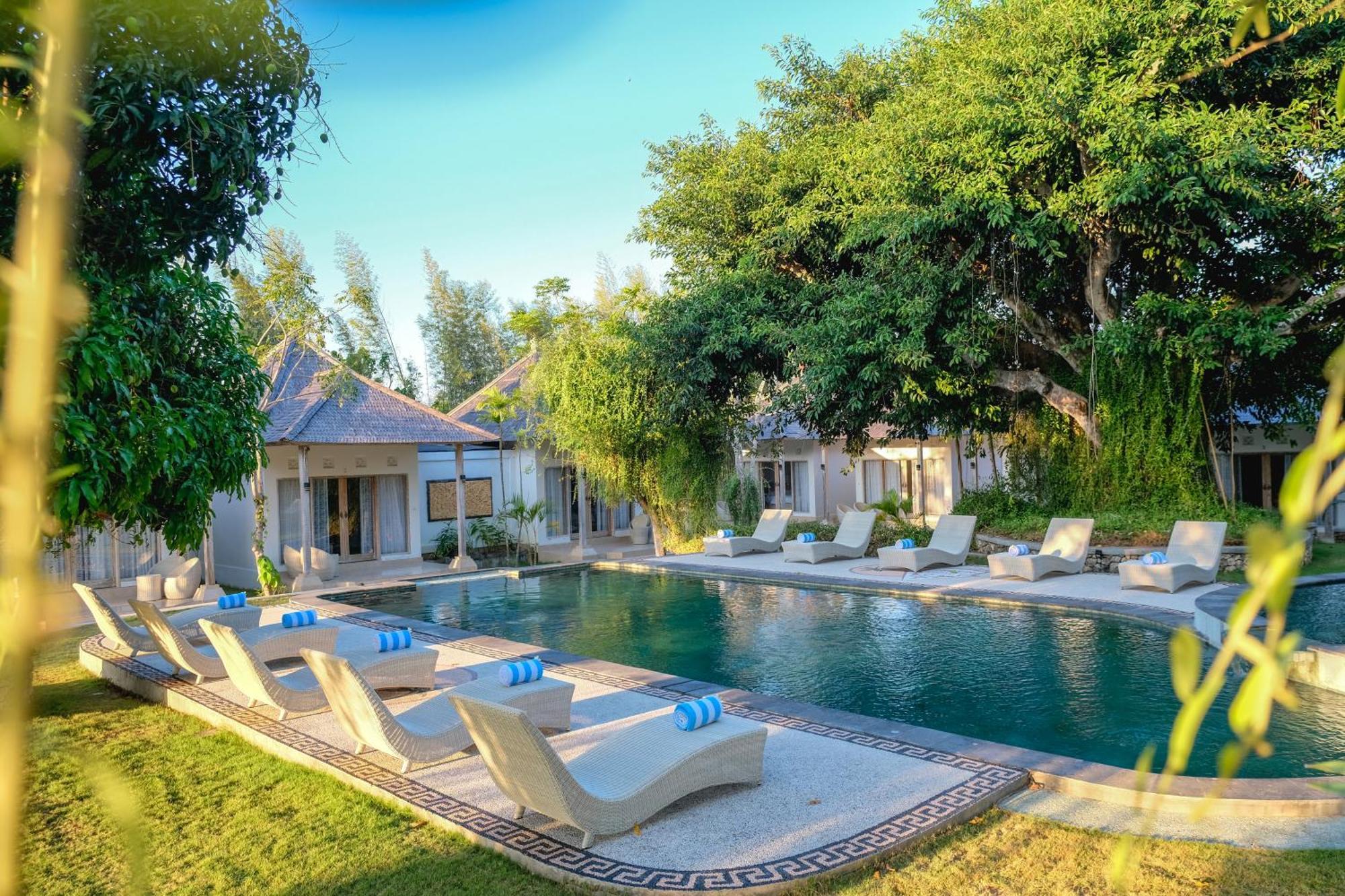 Batununggul Caspla Resort By Loccal Collection מראה חיצוני תמונה